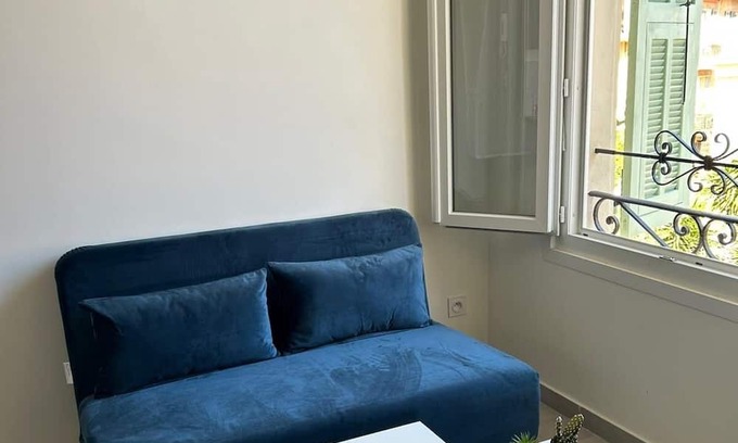 La Madeleine Apartment | Inviting Jolie Studio in Nice with Kitchen & Family Amenities