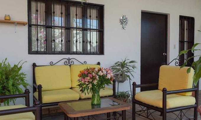 Calzada Madero House | Casa Venado