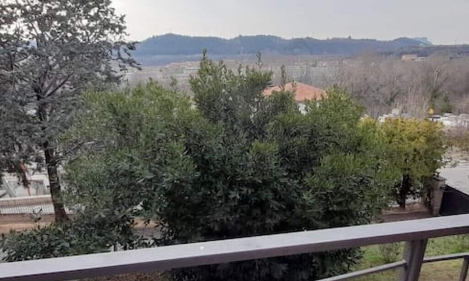 Sant'Ambrogio di Valpolicella Apartment | Cozy Attic Studio Apartment - Pet and Child Friendly Retreat