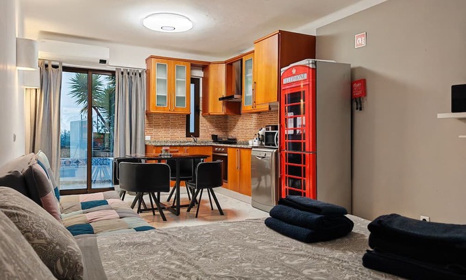 Patio Apartment | Relaxing Garden View Apartment with Pool and BBQ Access