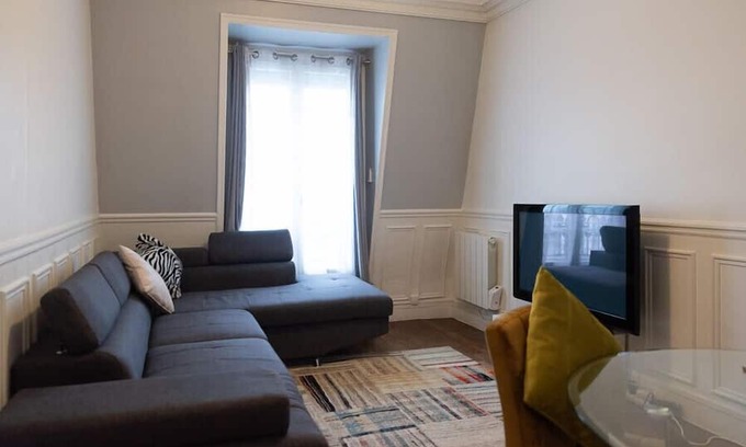 Gare Apartment | Cozy 45 m² Apartment Steps from the Vibrant Asian Quarter