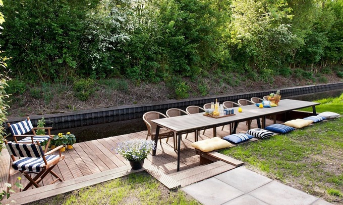Eernewoude House | Elegant Home with Sauna, Outdoor Spa & Family-Friendly Amenities