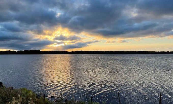 Necedah Cabin | Pet-Friendly Retreat at Castle Rock Hideaway Awaits You