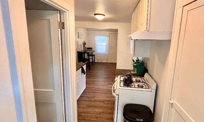 Robbinsdale Apartment | Budget-Friendly One-Bedroom Retreat in Minneapolis