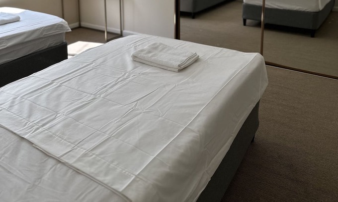 Ermington House | Family-Friendly Rooms in West Ryde with Kitchen Access