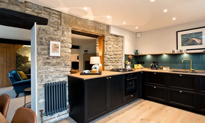 Litton Cottage | Charming Boutique Cottage in Picturesque Litton, Sleeps 5