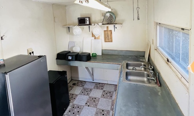 Onalaska House | Lake Onalaska Views – Family-Friendly Motel with Breakfast