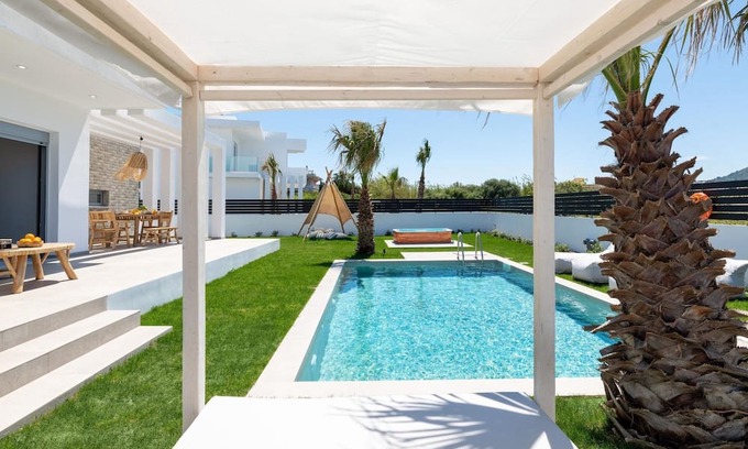 Petaloudes Villa | Discover Villa Sofia Martini with Ocean Views & Pool Access