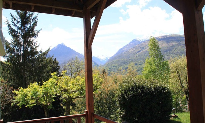 Prechac House | Family-Friendly Maison Near Argelès-Gazost with Kitchen