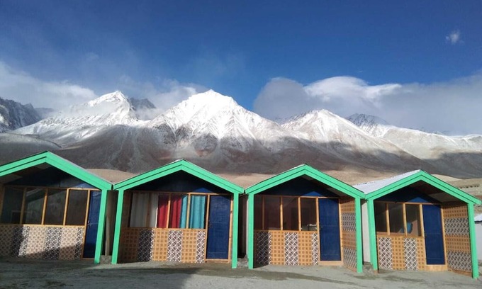 Malabar Hill Resort | Relax at Nirvana Resort by Beautiful Pangong Beach