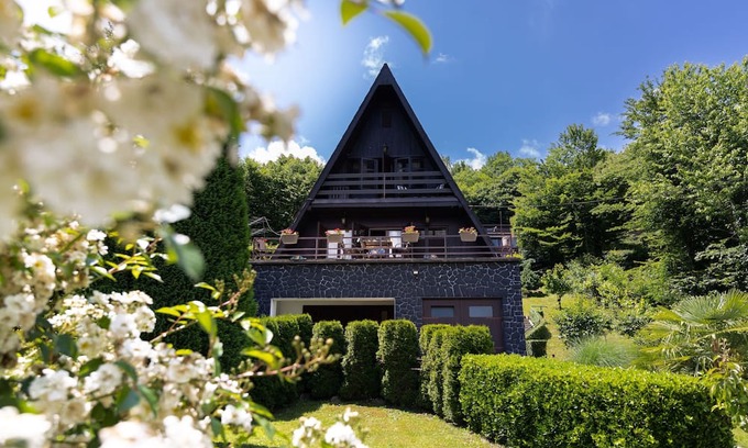 Karlovac House | Cozy Holiday House with Parking in Priselci, Karlovac