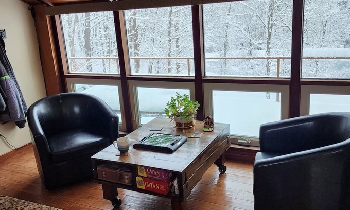 Ithaca House | Tranquil Retreat Near Cornell & Scenic Waterfalls