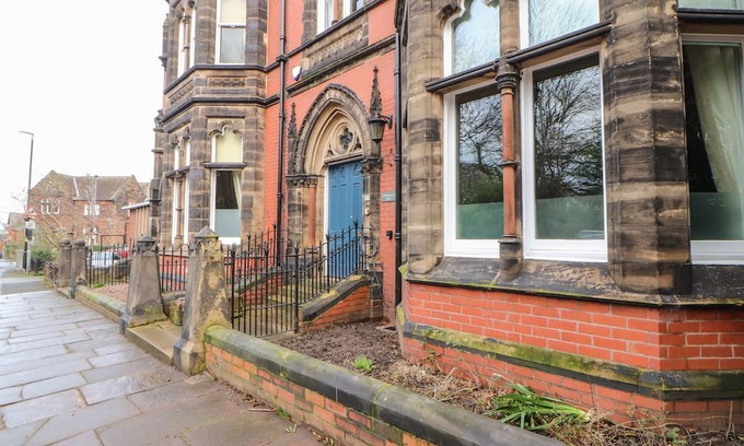 Carlisle Cottage | Family-Friendly Retreat with Hot Tub in Carlisle