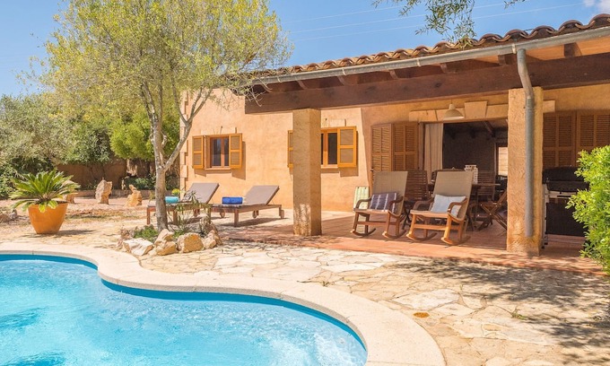 Son Servera Villa | Country House 'Sa Plana' with Mountain View, Private Pool and Wi-Fi