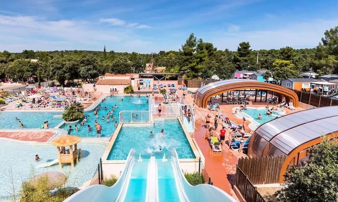 Regusse House | Experience Camping Les Lacs du Verdon: Family-Friendly Retreat