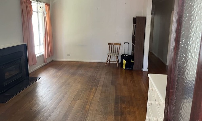Frankston House | Comfortable Master Bedroom with Private Bath & Family Amenities