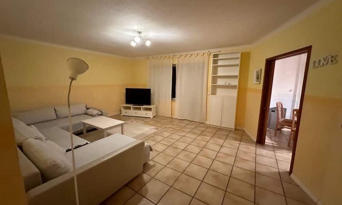 Kernstadt Apartment | Cozy Holiday Apartment in Paderborn for 6 Guests