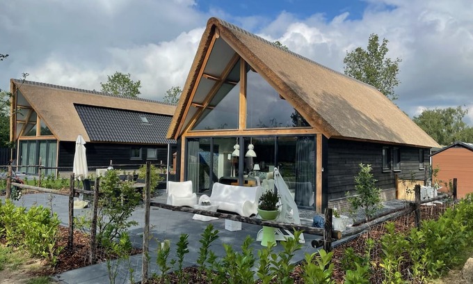 Baarle-Nassau Villa | Indulge in a Unique Thatched House Stay in Baarle-Nassau