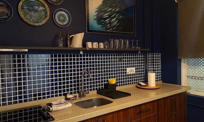 Fenerbahce Apartment | Artistic Apartment in Fenerbahce with Family-Friendly Perks