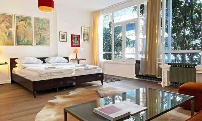 Hilmiye Apartment | Artistic Hotel in Central Location with Spa & Hot Tub