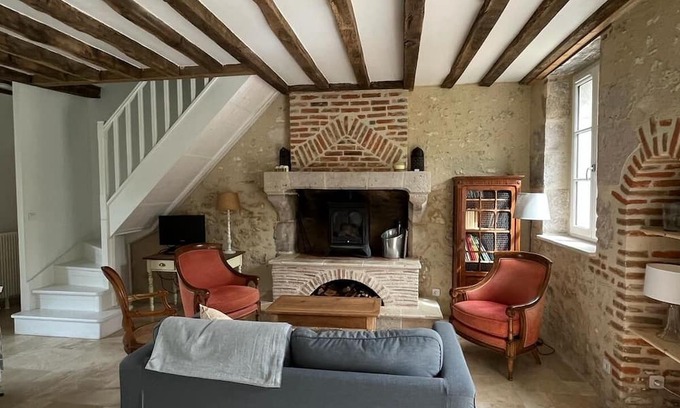 Cheverny Cottage | Idyllic Cottage Nestled Amid Vineyards and Fields