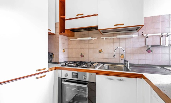Corsico Apartment | Inviting Stay at Casa da Suite Cavour with Family Amenities