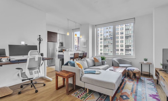 Manhattan Valley Apartment | Columbus Square 1 BR w/ Office by Anyplace - 11620