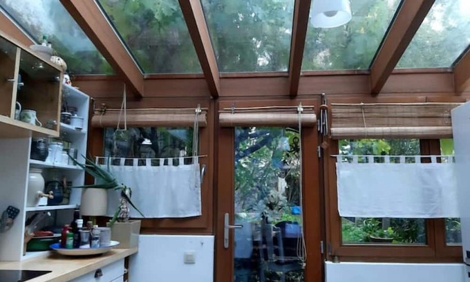 Laken House | Family-Friendly Retreat at La Petite Maison Dans L'impasse