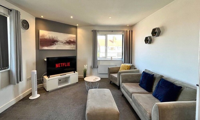 Doncaster Apartment | Lovely 1 Bed Apartment - Near Doncaster Hospital