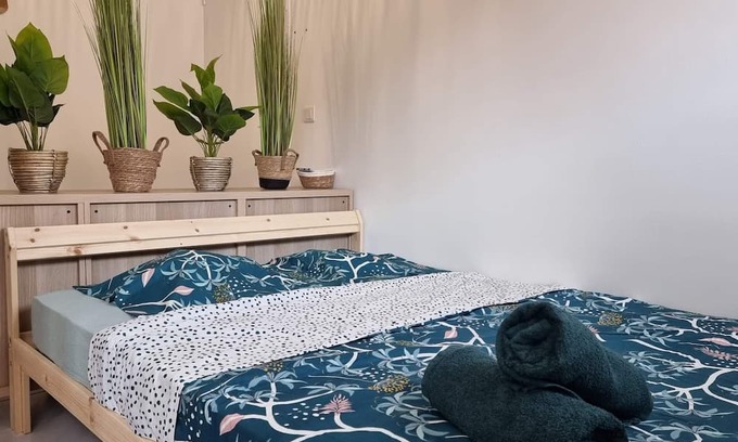 Quartier Centre Ville Apartment | Convenient Studio Équipé Near Massy TGV and Orly Airport