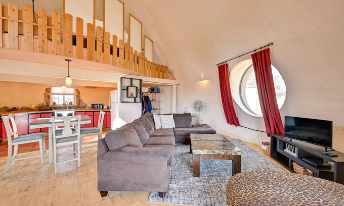 Crestone Apartment | Pet-Friendly Crestone Studio Near Hiking Trails!