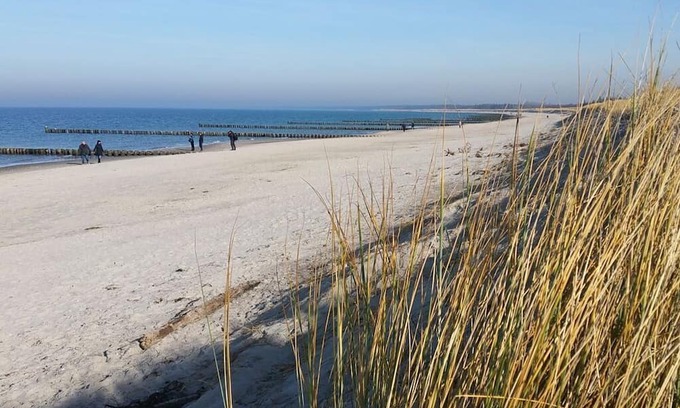 Rostock Apartment | Central Holiday Apartment with Kitchen and Breakfast Included