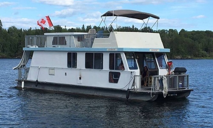 Northern Ontario Boat Rental | Lake Life Houseboat Rental, Lake of the Woods