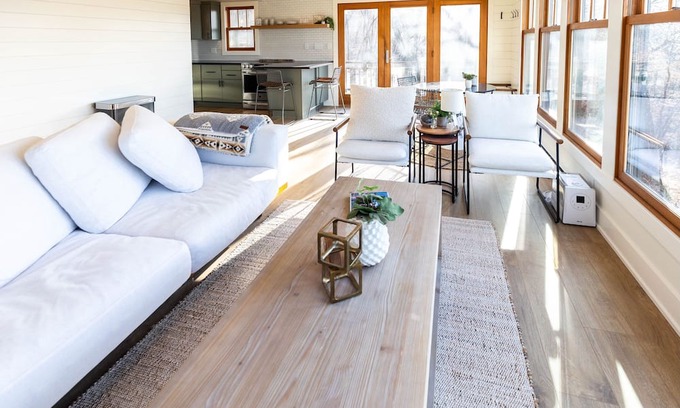 River Falls House | Discover the Tree House on the St. Croix River