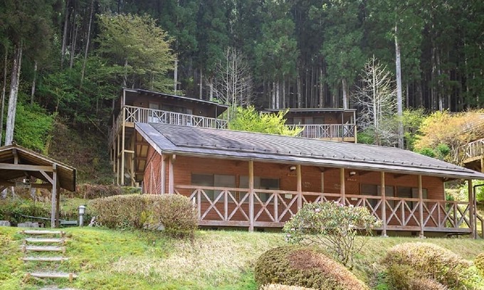 Kurotaki-mura RV Rental | For 4 people Cottage TopletsKiyomizu / Yoshino county Nara