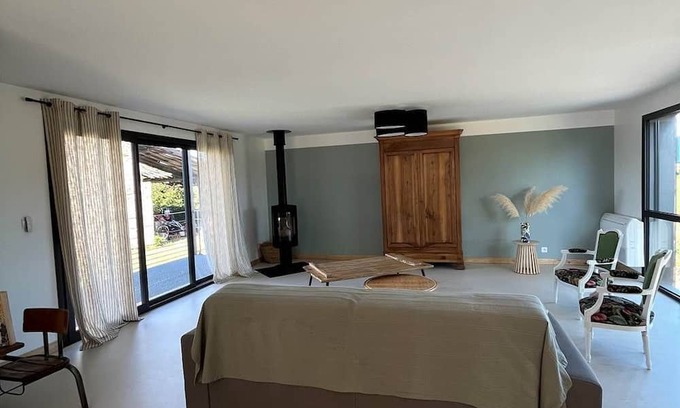 Bretenoux Other | Family-Friendly Gîte Hirondelle: Your Perfect Getaway