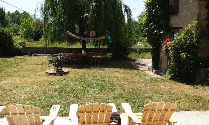 Noyers-sur-Cher House | Family-Friendly Les Biches: Steps from Beauval Zoo