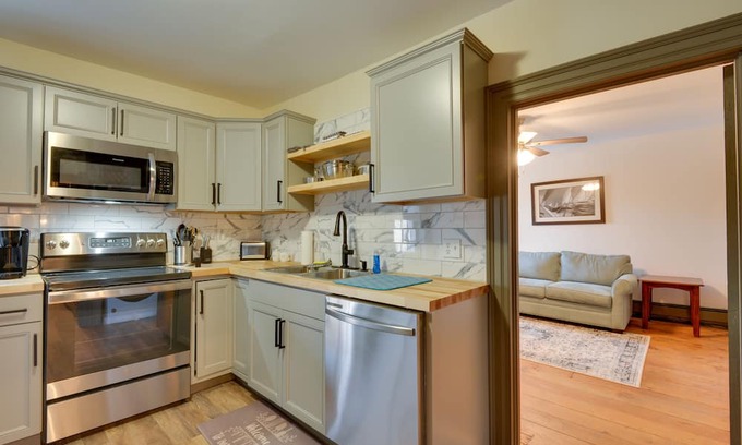 Sackets Harbor Apartment | Sackets Harbor Apartment, Walk to Lake Ontario!