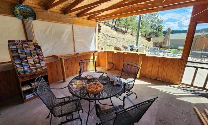 Hill City Cabin | Ideal Location for Adventure: Walk to Hill City & Trails
