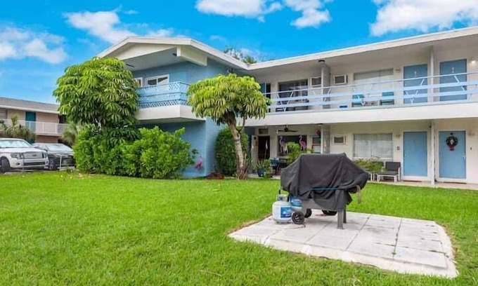 Cypress Lakes Apartment | 1 Bedroom 841132 by Houzlet