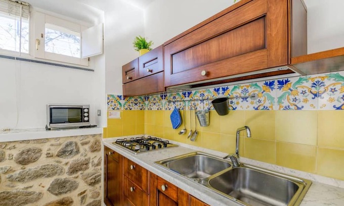 Ceraso Apartment | Family-Friendly Apartment for 2 Adults & Kids in Cilento
