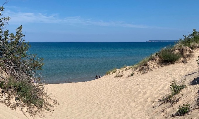 Pentwater Cottage | Pet-Friendly 3-Bedroom Cottage Near Lake Michigan Awaits