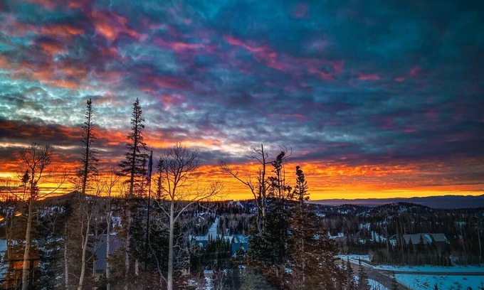 Brian Head Cabin | Unmatched Views at SKYFALL! Guest Rated 10/10 in Brian Head