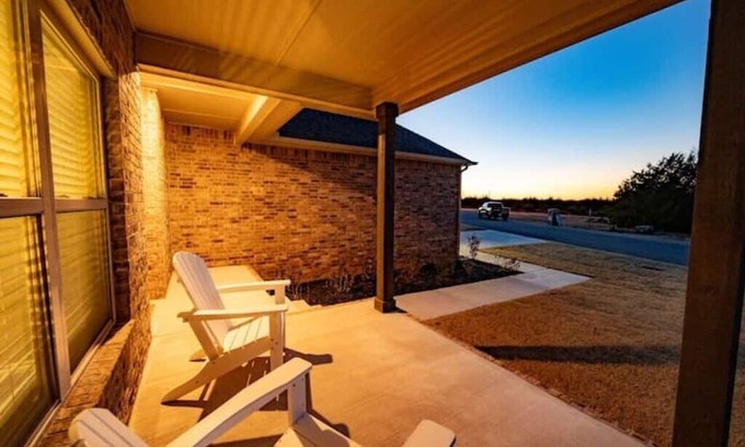 Cushing House | Experience Fairway Greens: Top Rated with Family-Friendly Amenities