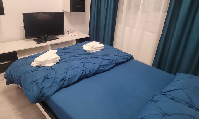 Chiajna Apartment | Pet-Friendly Garsoniera Residence Militari with Breakfast
