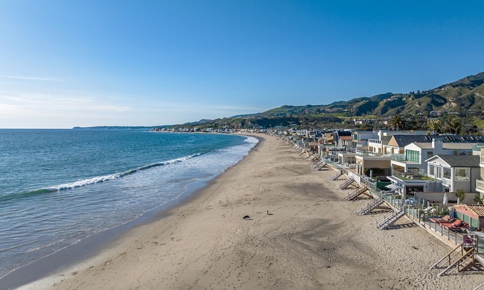 Los Angeles County House | You Can rent Howie Mandel’s Former Malibu Home