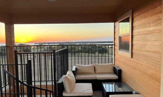 Point House | Pet-Friendly Lake House with Spa and Hot Tub Retreat