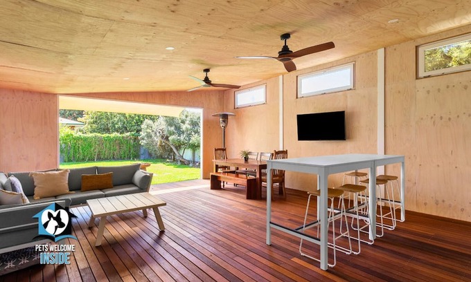 Goolwa Beach House | Coastal 3BR Retreat with Ocean View and Pool Access