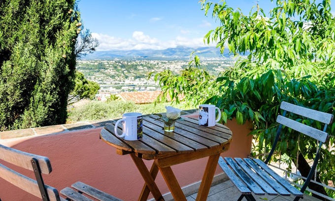 Saint Antoine House | Sea View Cottage 'Le Petit Mas Niçois' with Private Pool