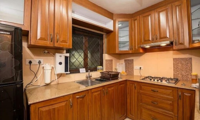 Caranzalem Villa | Cozy 3BHK Villa by the Beach in Goa - Pet-Friendly Retreat